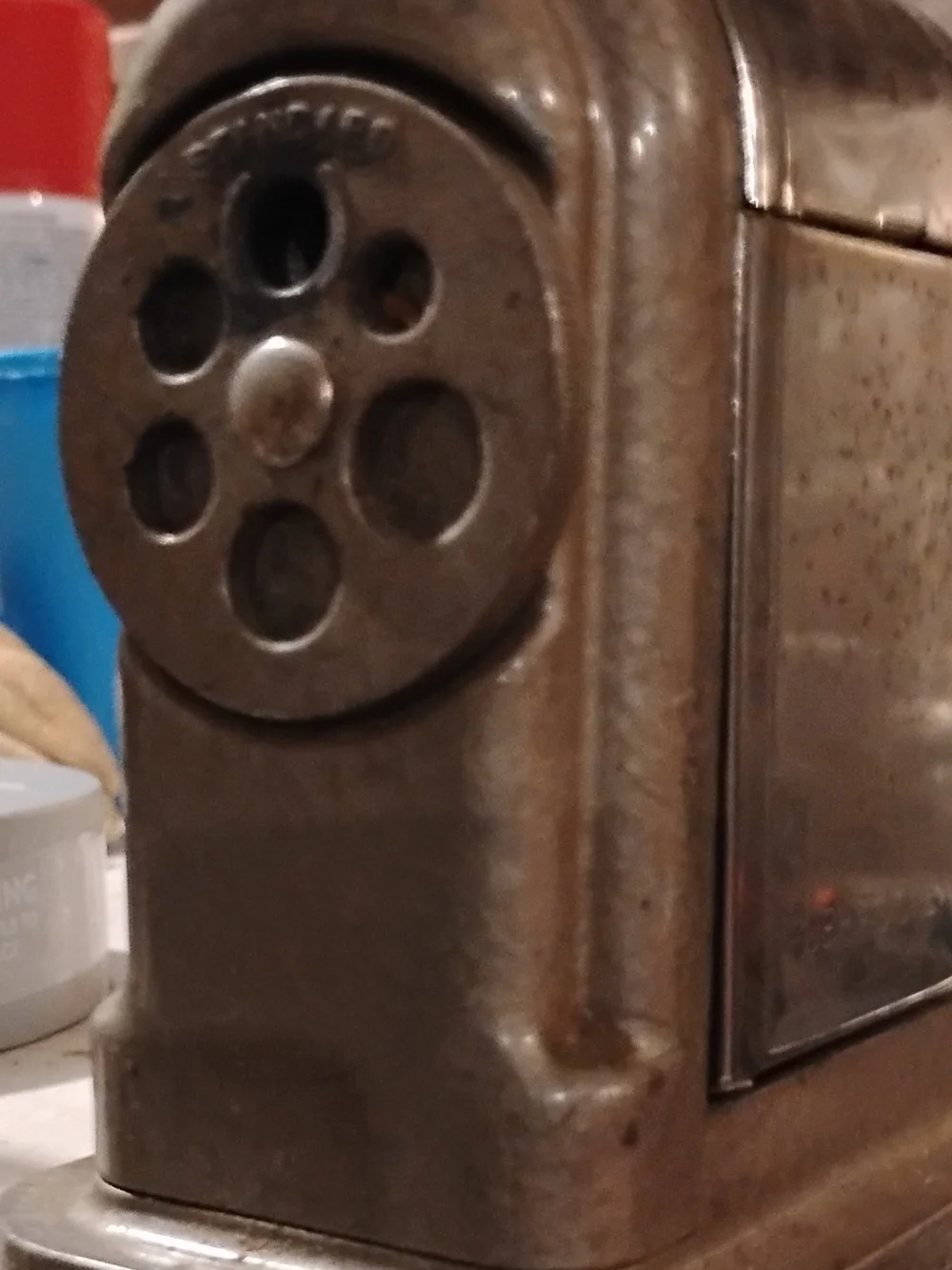 Silver Metal Pencil Sharpener for Home Office